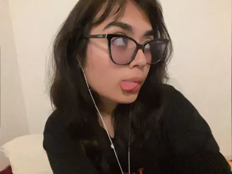 aniieandellie — Streamate Photos