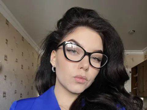 LinaSeen — LiveJasmin cam model