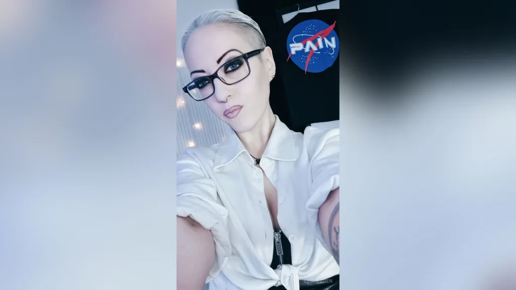 LeslieEden