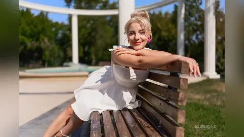 JessieBond — Pure Desire