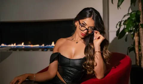 AURORA_SIINI — Streamate Photos