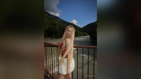 MelaniaLys — vacation😍