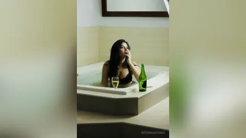 ArtemisaStones — wet room