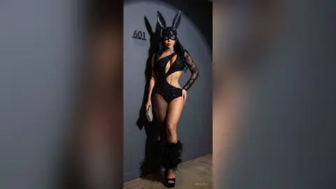 AnyaHills — Bunny 🐰🐇🖤🤍