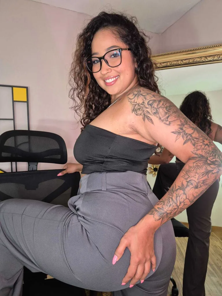 Carol_Rodriguez — Streamate Photos