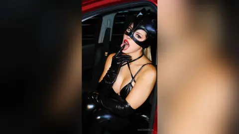 MadisonVilal — I'm your bad kitty😈🤤
