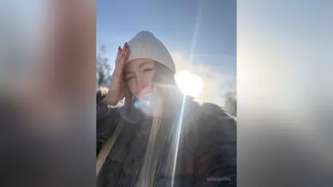 VickiAstra — ❄️☃️
