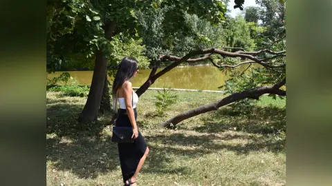 JuliaHayss — juliahayes in park