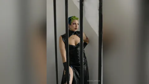 AbigailJopplin — LATEX HOT