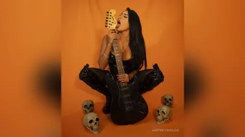 AmyReymolds — Controlled by Desire