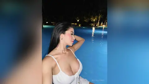 BellaaJones — Let’s take a free time together 😝