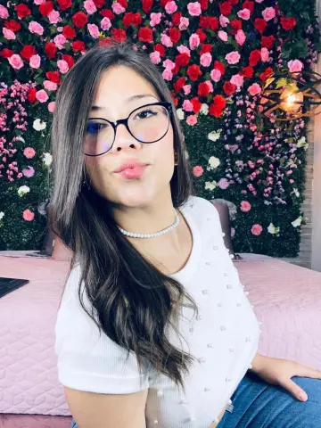 ChloeFrey — Streamate Photos