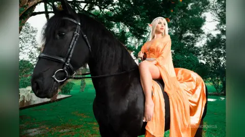 AlejandraRoa — Halloween