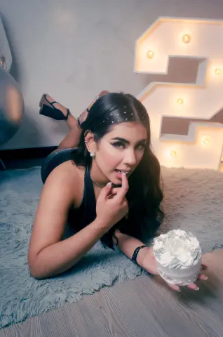 IsabellaaDiior — Streamate Photos