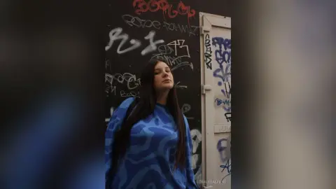 LoraleeAlfieri — Catch me if you can...