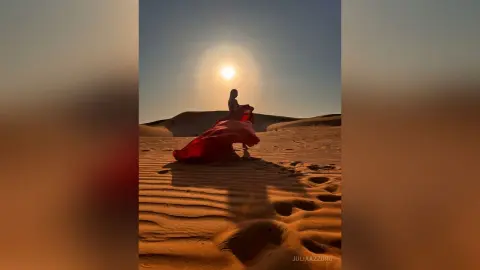 JuliaAzzuro — Desert