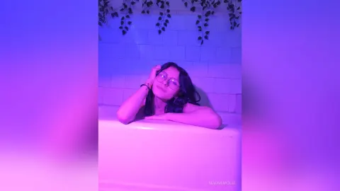 NaomiMolie — 124