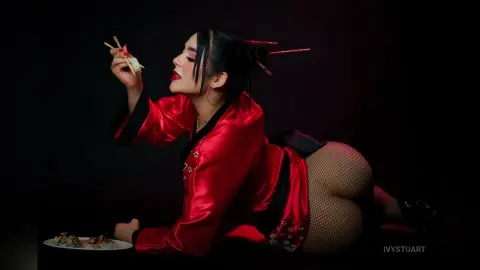IvyStuart — Halloween🔥