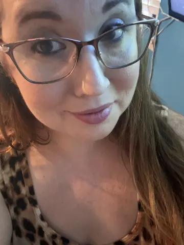 Honeybee203 — Streamate Photos