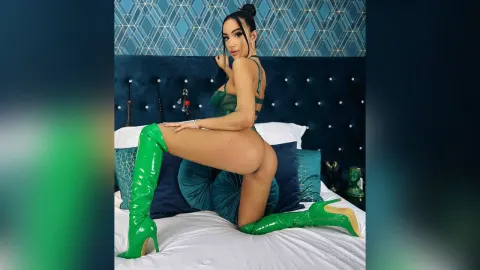 LoraEve — Green!