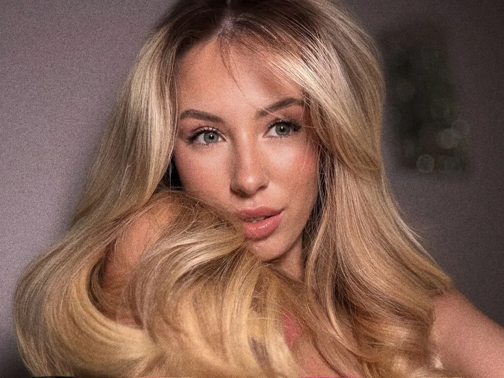 LeylaBlanc