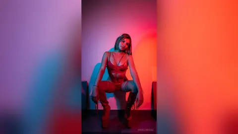 AngelineDiaz — kiss