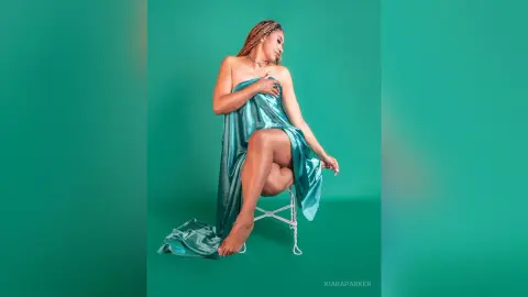 KiaraParker — Esmerald desire🥵😈