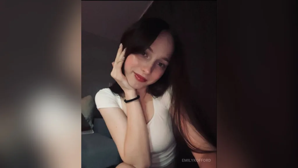 EmilyKofford — Hello