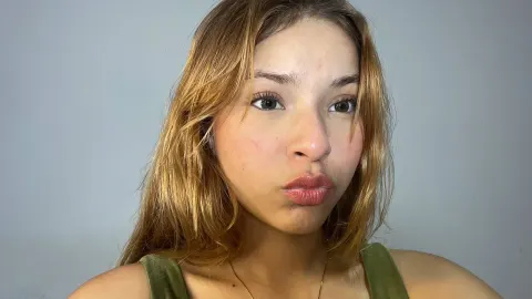 RavenGrealish — Streamate Photos
