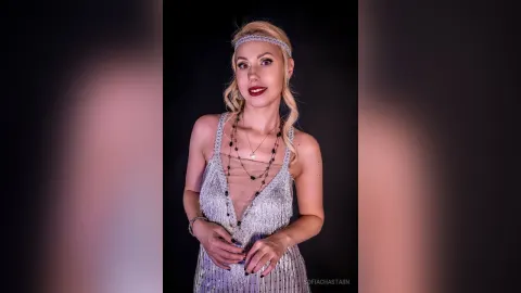 SofiaChastaiin — Silver Noir