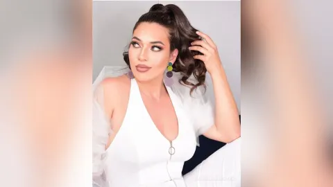 RachelDelacroix — B