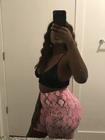 Loyalbambi — Streamate Photos
