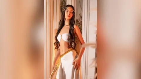 TamaraArias — Golden Goddess.