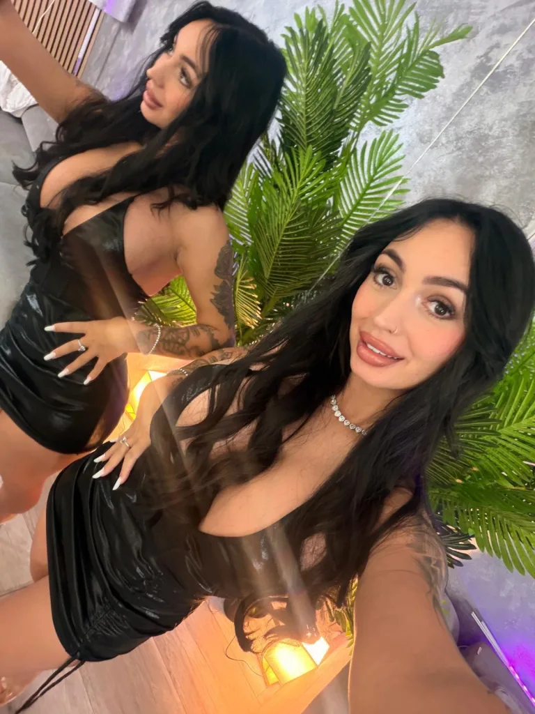 XeniaBell — Streamate Photos