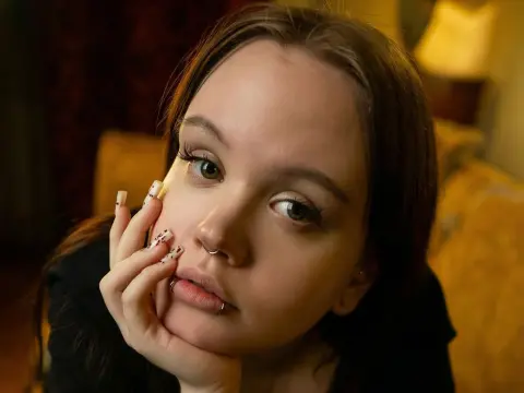 SarandaRyan cam model