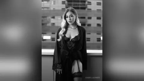IsabellaUmber — Let me distract you 🥰❤️‍🔥