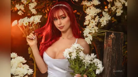 Lanna — Sweet closeness, no rush
