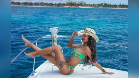 ValeryEvan — salt water in my body ! 💦