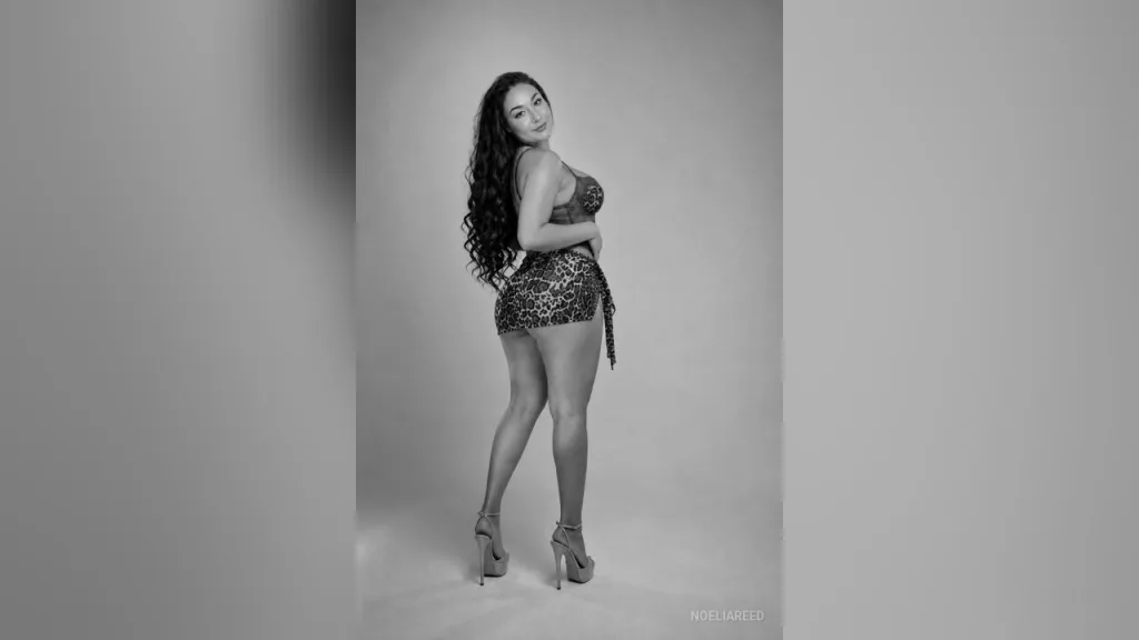 NoeliaReed โ Dream Date?