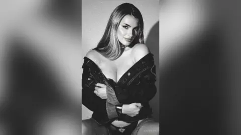 AmberLyn — Capture it