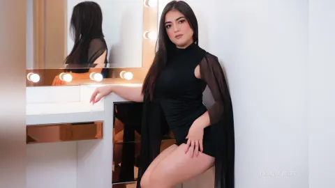 JulianaVelez — Tiny dress big heart