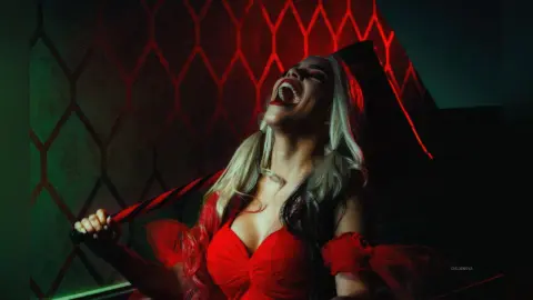 ChloeNova — HARLEY QUINN🎭🖤