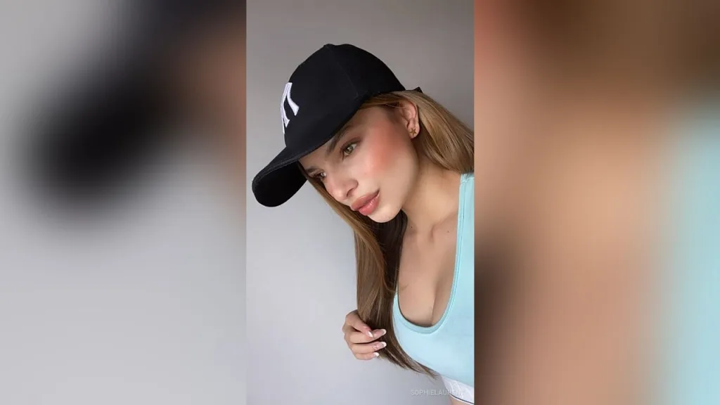 SophieLaurent — My sexy body and you right here.
