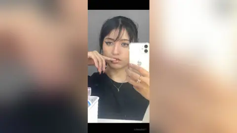 SiennaMonett — Selfies🦋