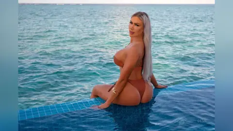 Demi — Maldives 🤍🤍🤍