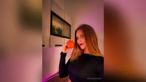 EricaRobinson — me🍒