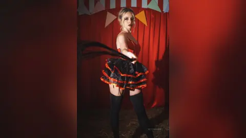 BettyBridges — Halloween