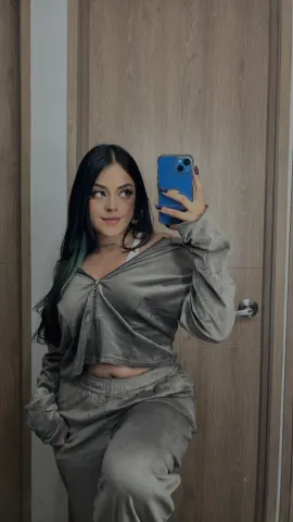 SophieFioree — Streamate Photos