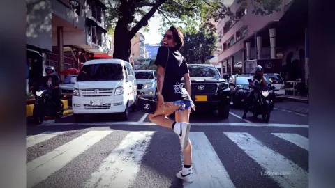 LadyRussell — red traffic light