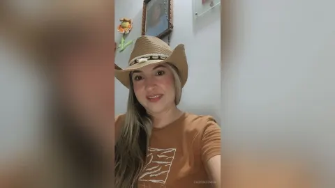 CasieNorman — Soy tu rubia favorita